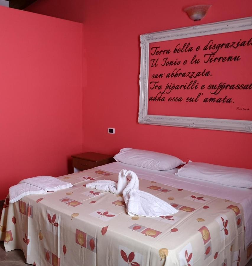 Azienda Agrituristica La Fonte Villa Bonifati Eksteriør billede